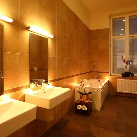 Ipoly Boutique & Hotel 4*