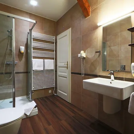 Ipoly Boutique & Hotel