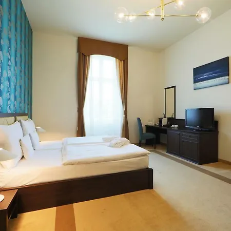 Ipoly Boutique & Hotel 4*