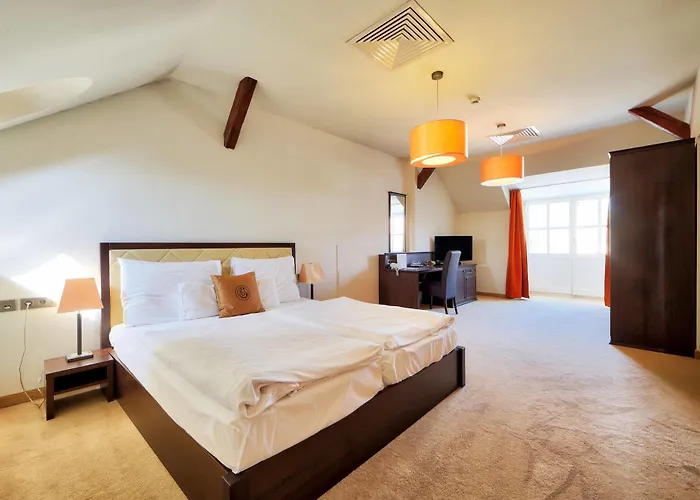 Ipoly Boutique & Hotel